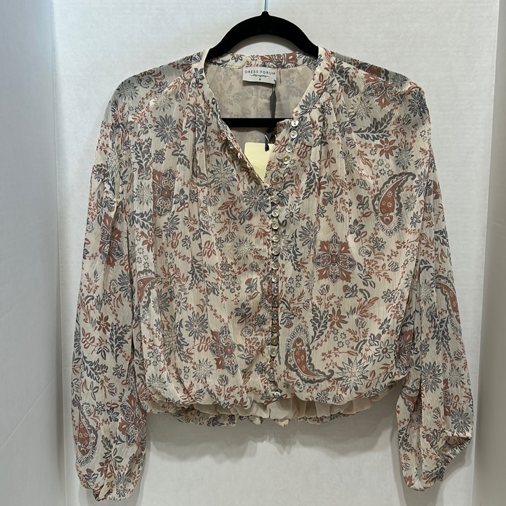 Dress Forum Bohme Button down crop Floral top